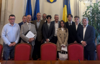 Zamfir nu renunță la uniforme, dar promite să-i implice pe elevi în alegerea lor