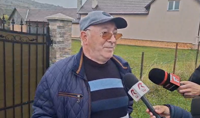 Directoarea școlii din Bistrița: „A fost un elev exemplar”. Bunicul lui: „A fost victima bullyingului”