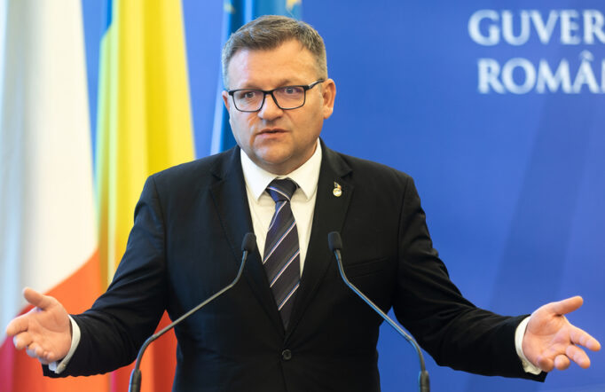 Marius Budăi, propus la șefia Comisiei de învățământ. A fost acuzat de derapaje la adresa colegelor