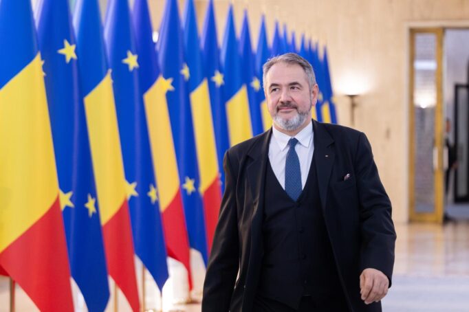 Pedepse duble pentru agresorii profesorilor – proiect anunțat de ministrul Costreie